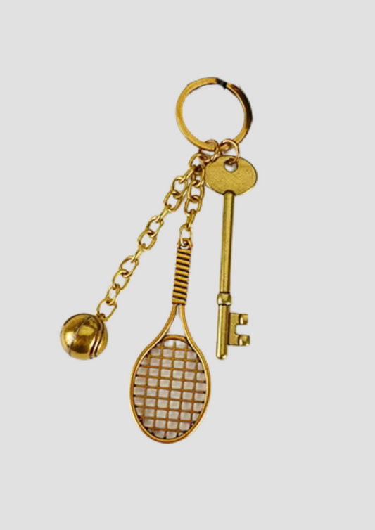 Retro bag charm – gold-toned charm with vintage-inspired shapes, elegant and nostalgic look